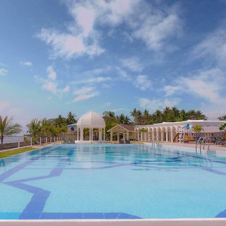Maayo Argao Hotell Exteriör bild