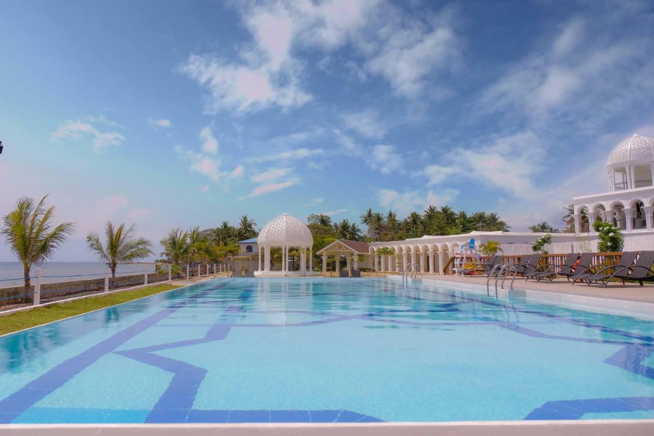 Maayo Argao Hotell Exteriör bild